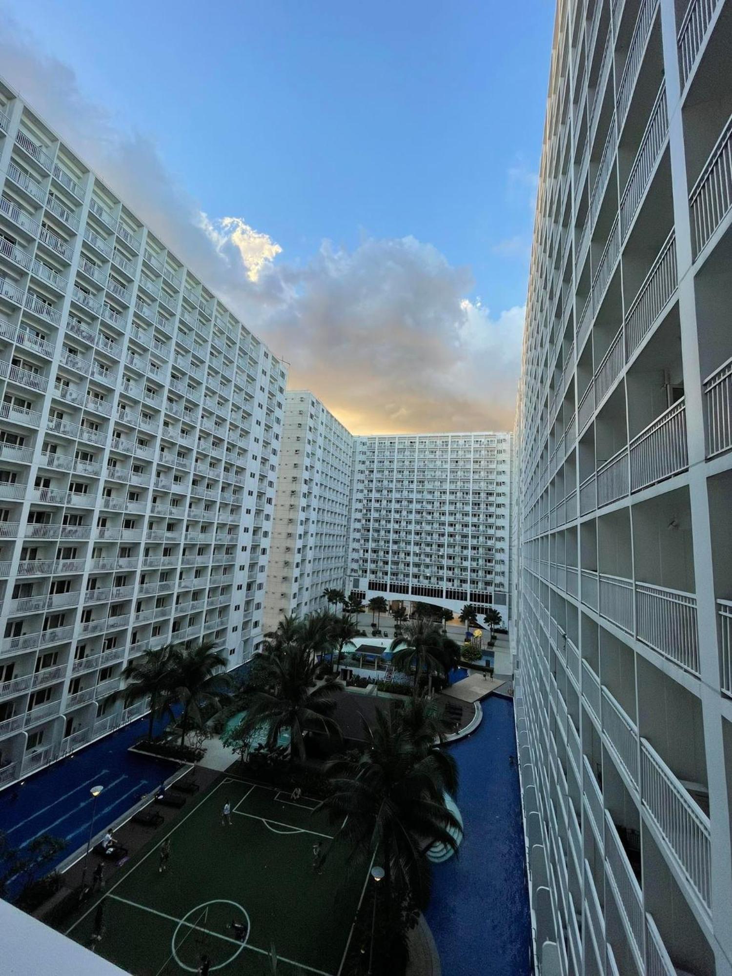 Stay At Shore Residences, Mall Of Asia Complex Stays By Pbyy Manila Exterior foto